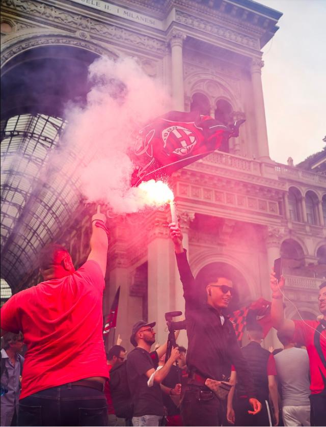 kaiyun-小因吞两分之苦别无望冠军 米兰今夜拉开游行庆典